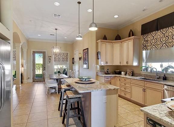 5th image of 1606 Heatherwood Dr