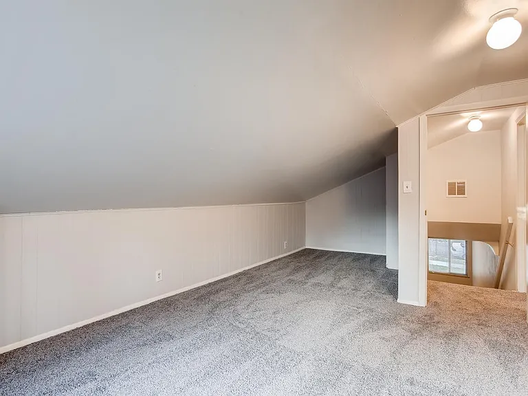 1140 Milwaukee St — Photo 7