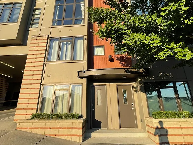 129 Walnut St #129 — Photo 28