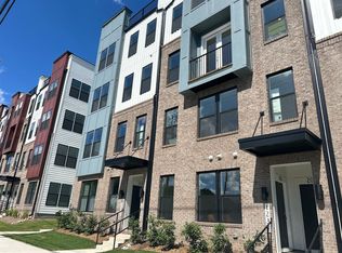 1233 S Blount St #201, Raleigh, NC 27601