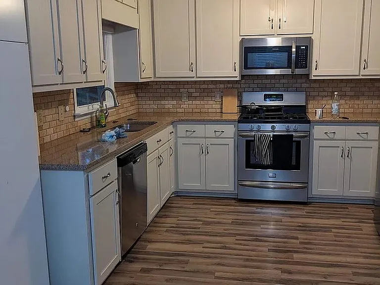 450 Karl Ct SW — Photo 15