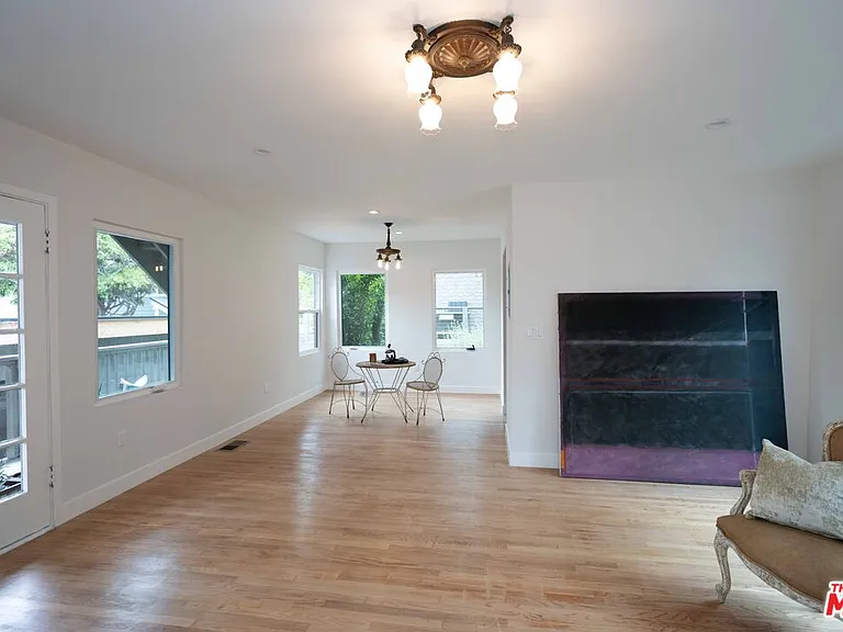 1365 1/2 Maltman Ave — Photo 6