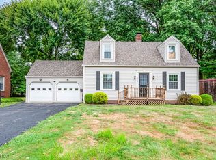 272 Ewing Rd, Youngstown, OH 44512