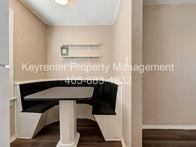 SW 27th St Complex — Photo 37