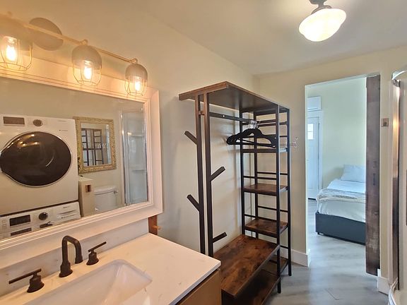 5th image of 4321 Ames St #1/2