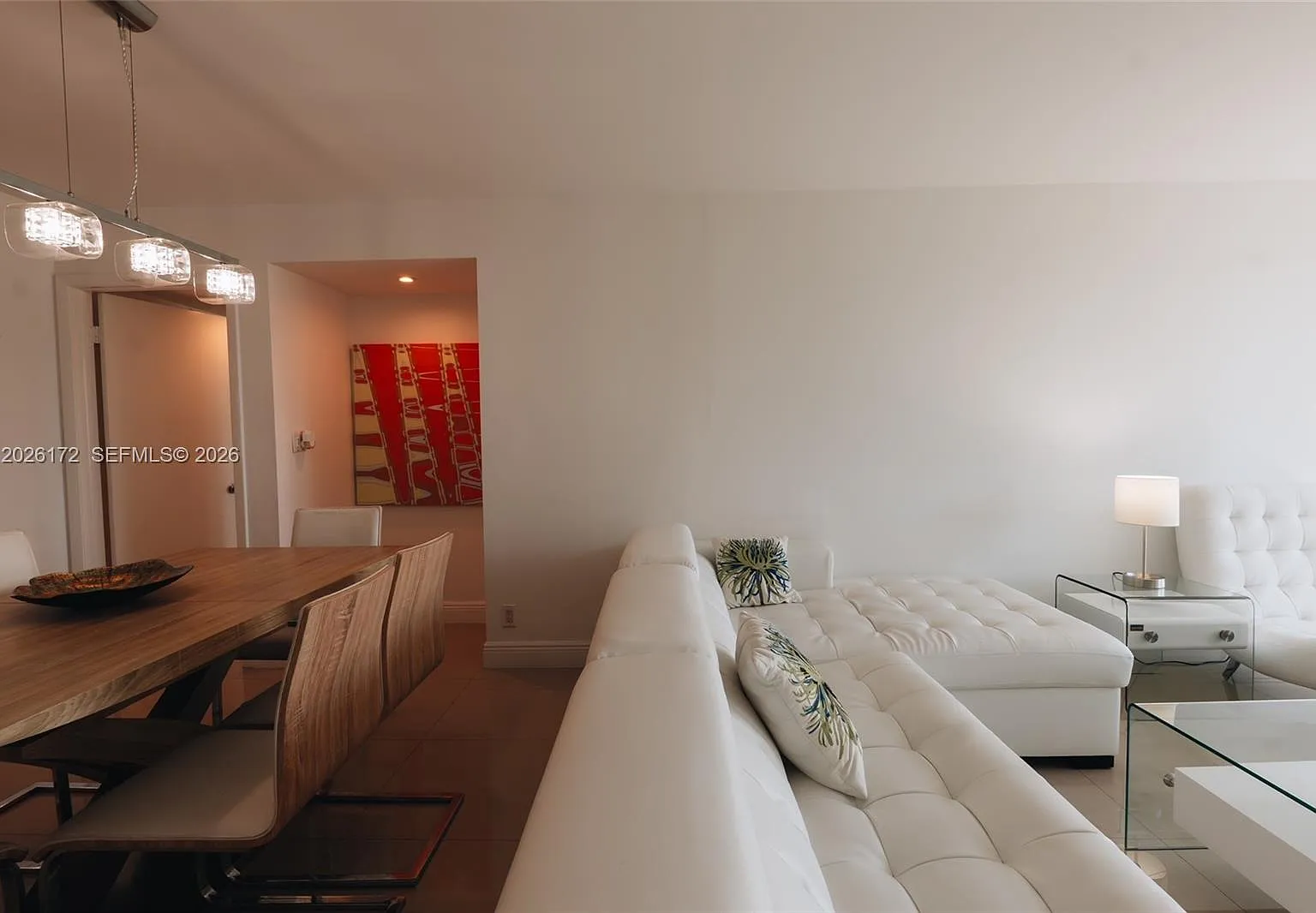 Venetia Condo — Photo 2