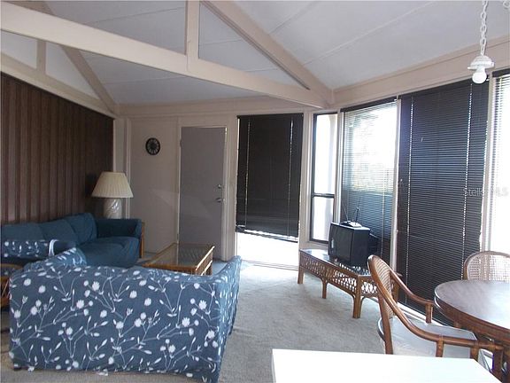 4th image of 2905 Marion Way #2905