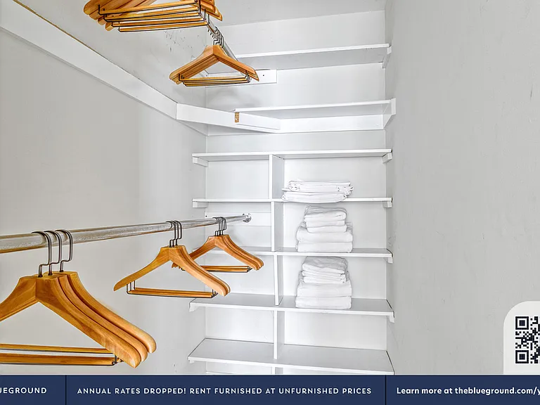 Walk-in Closet