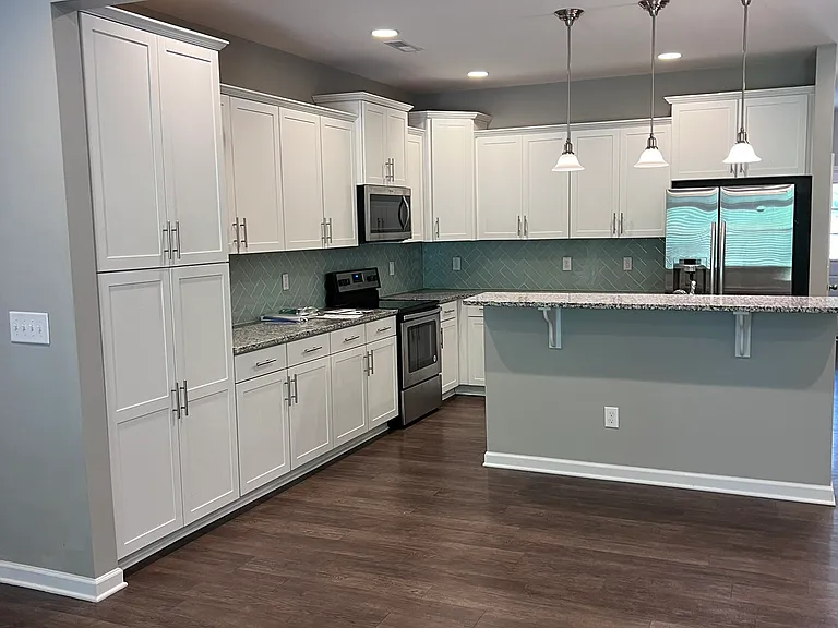 312 Irving Way — Photo 11