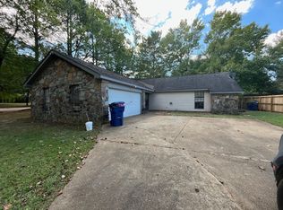 7241 Black Oak Dr, Walls, MS 38680