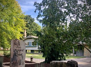 3 Moore Rd, Bloomington, IL 61701