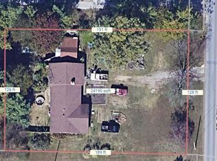 1105 NE J St, Bentonville, AR 72712