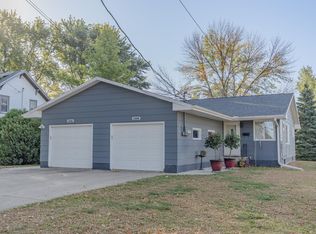 1304 11th St, Emmetsburg, IA 50536