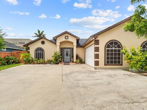 236 Gilson Rd, Brownsville, TX 78520