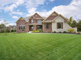 553 Silverleaf Ln, Loveland, OH 45140