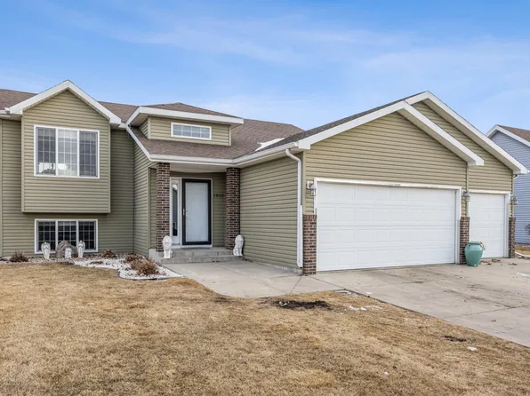 1810 42nd Ave S, Moorhead, MN 56560