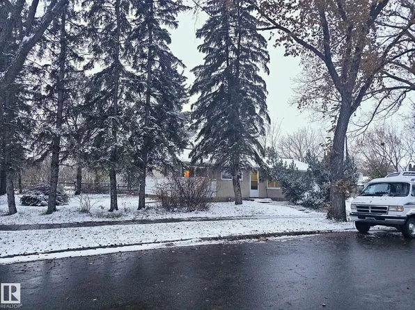 12904 115th St NW, Edmonton, AB T5E 5G1