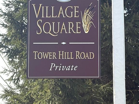 2nd image of 39 Tower Hill Road APT 18A