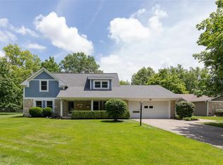 9711 Sycamore Rd, Carmel, IN 46032