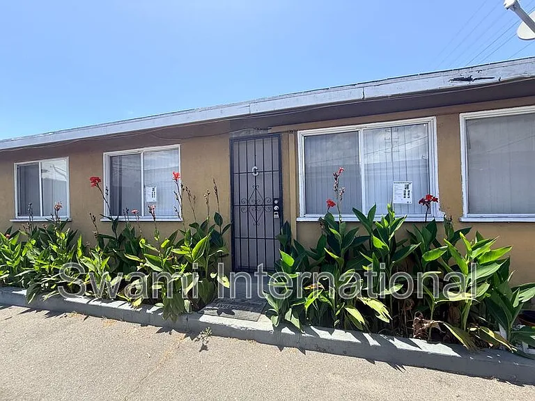4542 W Imperial Hwy #C — Photo 10
