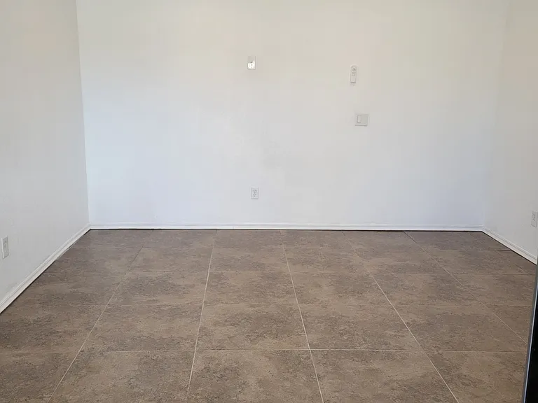 Brand new ceiling fan with control and speed settings