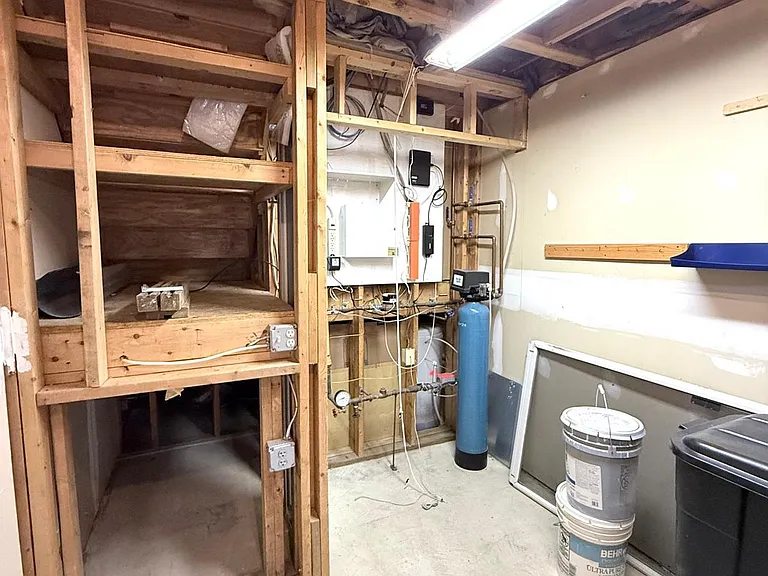 610 Brentwood Ct — Photo 60