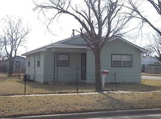 611 15th St, Abernathy, TX 79311