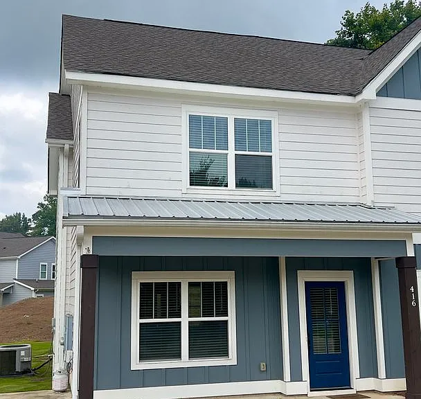 416 Jack Hampton Dr — Photo 1