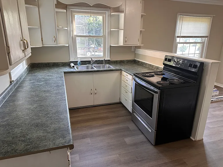 645 Redding Rd — Photo 4