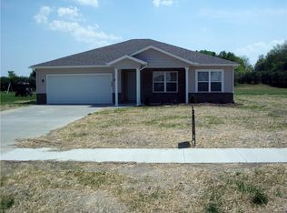 707 Woodridge Rd, Geneva, OH 44041