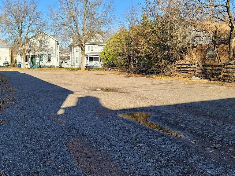 601 McClellan St — Photo 20