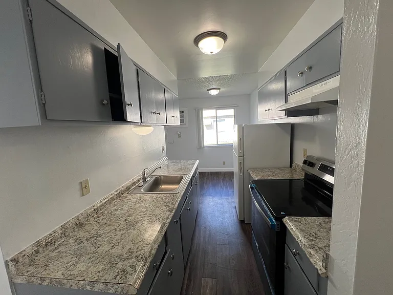 Arden Garden Apartments — Photo 15