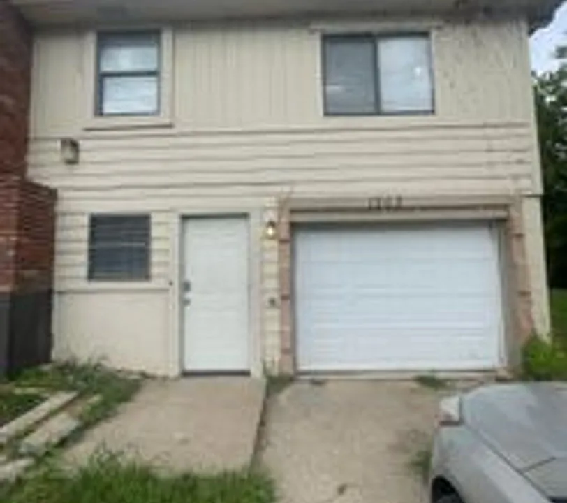 1201 N 64th St