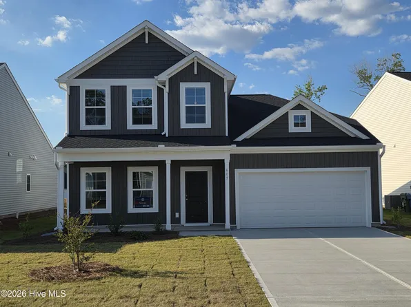 609 Hicks Court, Sneads Ferry, NC 28460