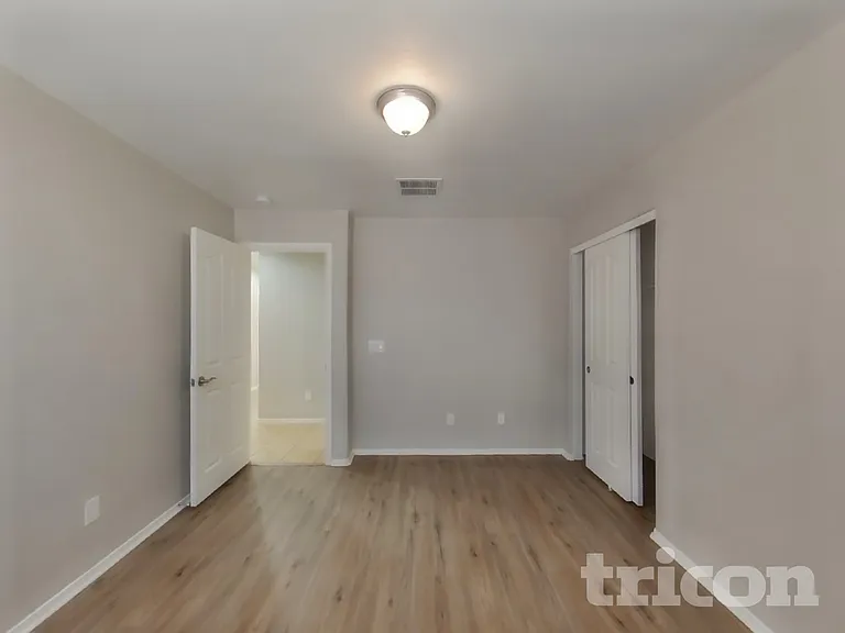601 E Press Rd — Photo 14