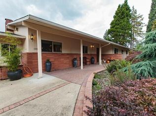 1335 SW Claremont Ter, Portland, OR 97225