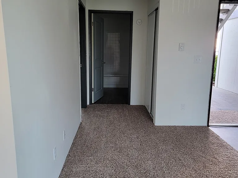 Narrows Ridge Apartments — Photo 9