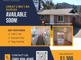 1202 4th Ave, Gold Hill, OR 97525