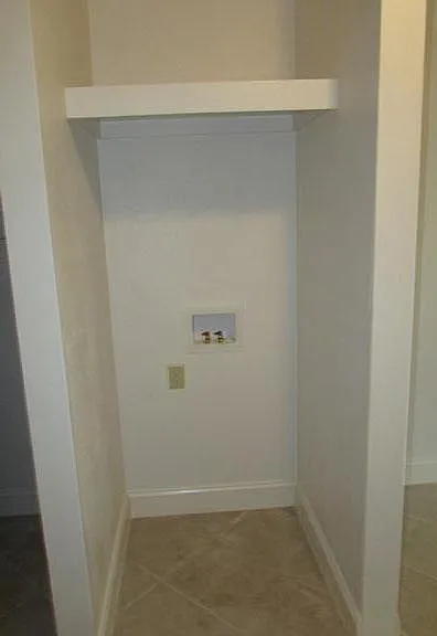 602 W Spruce St — Photo 10