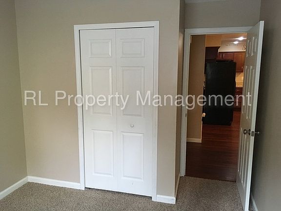 2nd image of 1727 Ringfield Dr