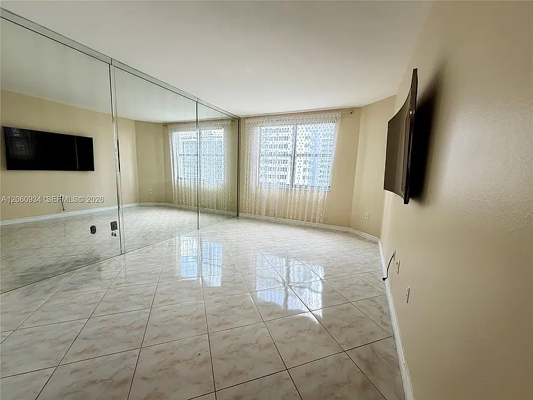 1980 S Ocean Dr #6N — Photo 9