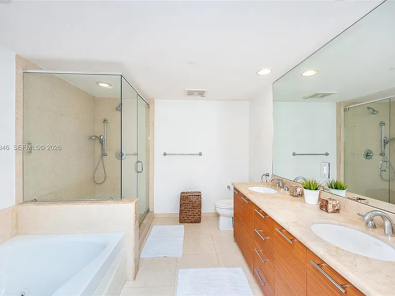 50 Biscayne Blvd #4104 — Photo 10