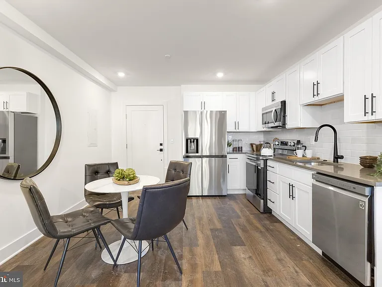 7037 Ridge Ave #103 — Photo 5