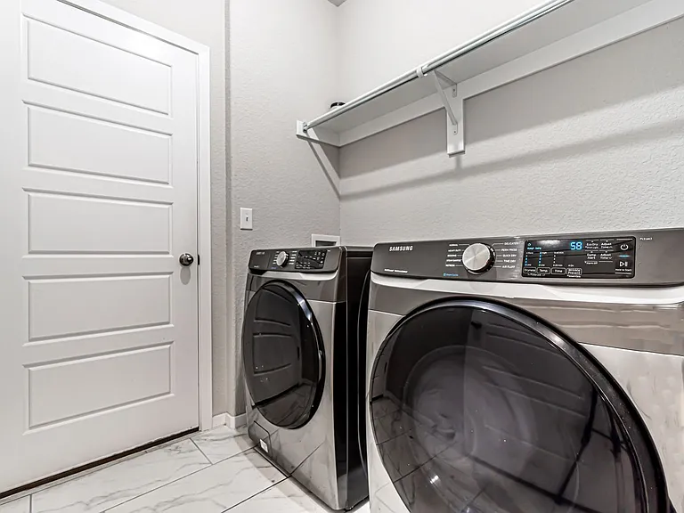 6609 Warrington Rd — Photo 15