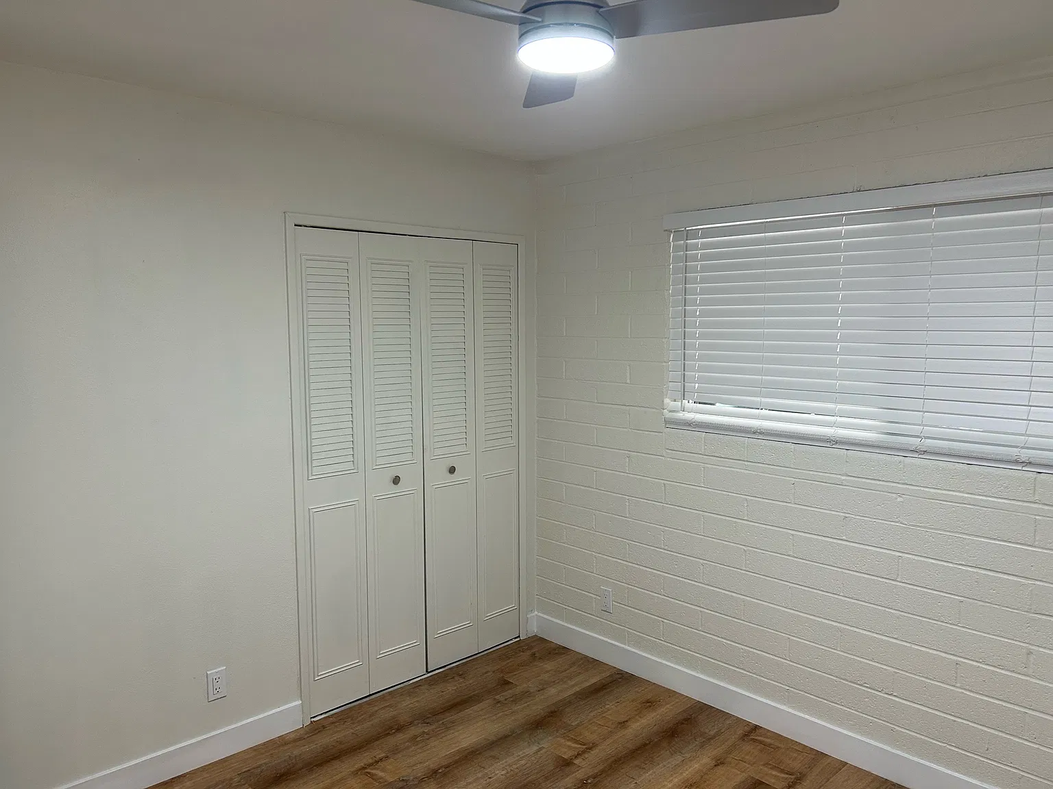 3421 North Paiute Way - 5 — Photo 4