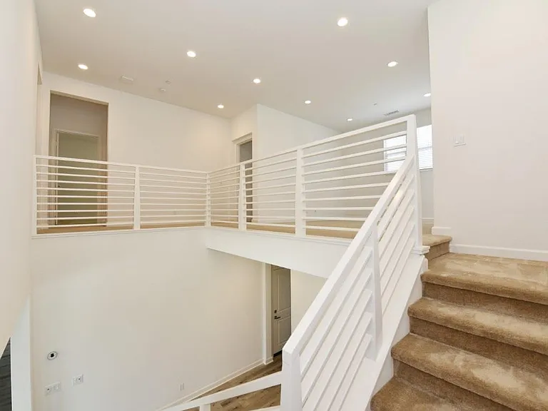 17 Arriate St — Photo 23