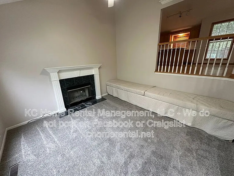 1224 SE Princeton Dr — Photo 12