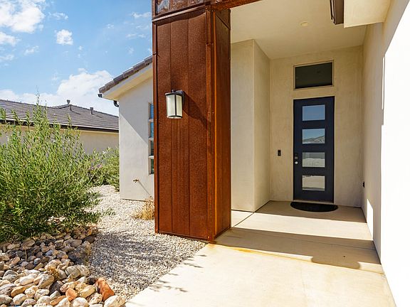 4th image of 3107 E Lavatera Dr