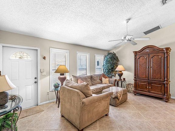 5th image of 4661 Pine Grove Drive #4661