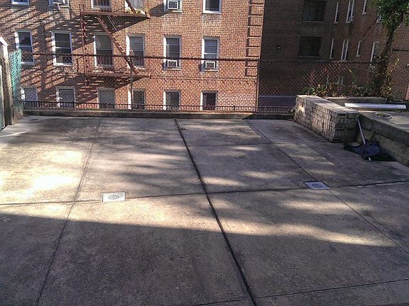 2nd image of 13505 Coolidge Ave APT 1